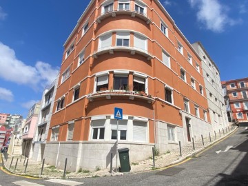 Apartment 3 Bedrooms in São Vicente