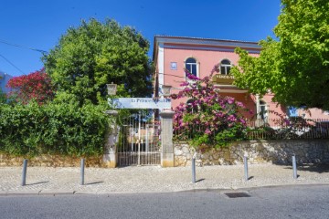 House 6 Bedrooms in Oeiras e São Julião da Barra, Paço de Arcos e Caxias