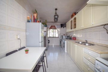 Apartamento 2 Quartos em Queluz e Belas