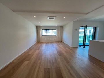 Apartamento 2 Quartos em Avenidas Novas