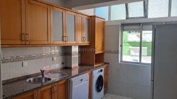 Apartamento 2 Quartos em Falagueira-Venda Nova