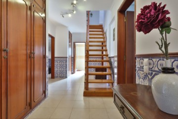 House 5 Bedrooms in Corroios