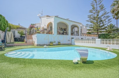 House 3 Bedrooms in Partida Comunes-Adsubia