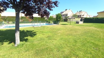 foto principal zonas comunes y piscina