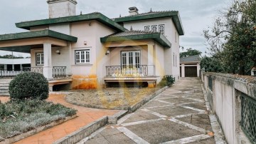 Maison 5 Chambres à Febres