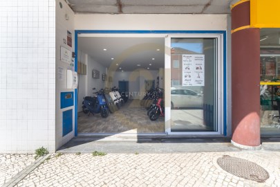 Commercial premises in Costa da Caparica