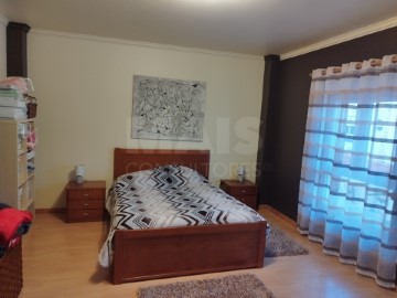 Apartment 3 Bedrooms in Poceirão e Marateca