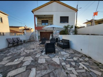 Maison 3 Chambres à Santa Maria, São Pedro e Sobral da Lagoa