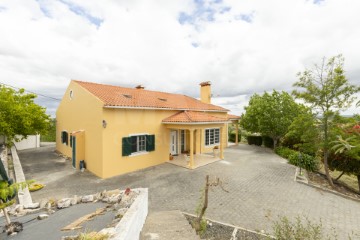 Casas rústicas en Casével e Vaqueiros