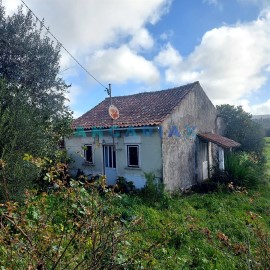 Maison 2 Chambres à Arrimal e Mendiga