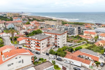 Piso 3 Habitaciones en São Felix da Marinha