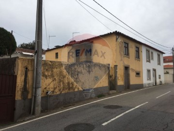 Moradia 2 Quartos em Sandim, Olival, Lever e Crestuma