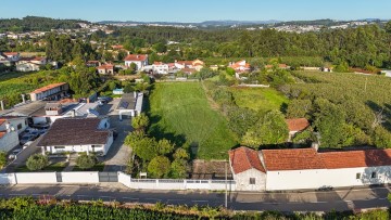 Moradia  em São Miguel do Souto e Mosteirô