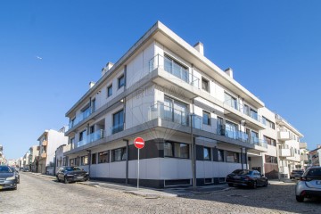 Appartement 2 Chambres à Espinho