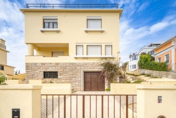 House for rental Estoril 4 bedrooms + 2 with garde