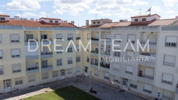 Apartment 2 Bedrooms in Pinhal Novo