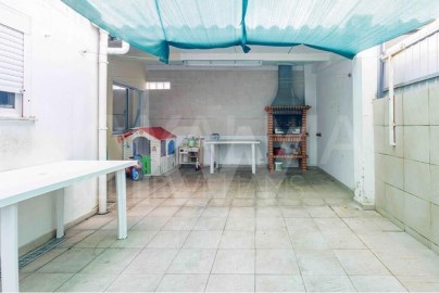 Apartamento 2 Quartos em Baixa da Banheira e Vale da Amoreira