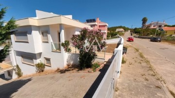 House 5 Bedrooms in Buarcos e São Julião