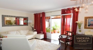 Apartment 3 Bedrooms in Funchal (Sé)