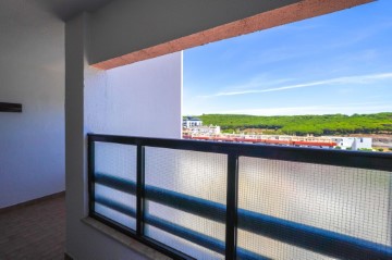 Apartment 3 Bedrooms in Algés, Linda-a-Velha e Cruz Quebrada-Dafundo