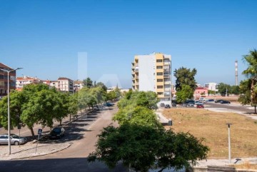 Locaux commerciaux à Alto do Seixalinho, Santo André e Verderena