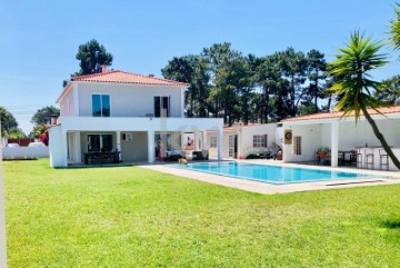 Maison 6 Chambres à Charneca de Caparica e Sobreda