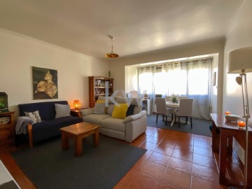 Apartment 3 Bedrooms in Águas Livres