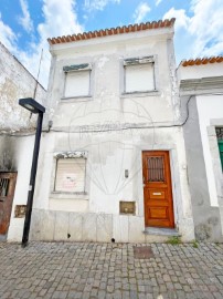 House 3 Bedrooms in Beja (Salvador e Santa Maria da Feira)
