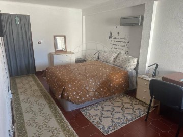 House 2 Bedrooms in Alpalhão