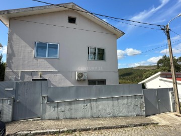 Casa o chalet 3 Habitaciones en Fânzeres e São Pedro da Cova