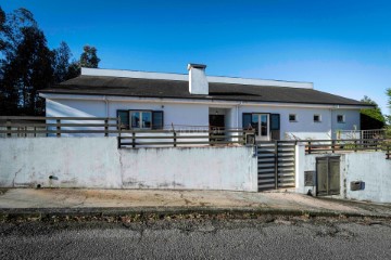 Casa o chalet 4 Habitaciones en Lobão, Gião, Louredo e Guisande