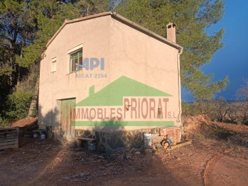 Country homes in El Molar