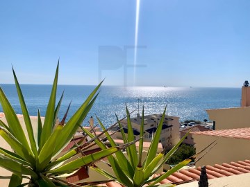 Duplex 5 Bedrooms in Carcavelos e Parede