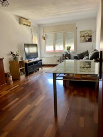 Apartment 3 Bedrooms in Olot