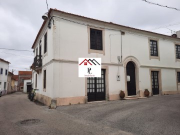 House 4 Bedrooms in Abrunheira, Verride e Vila Nova da Barca
