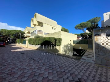 Apartment 3 Bedrooms in Platja d'Aro