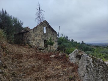 Maisons de campagne  à Figueiró da Serra e Freixo da Serra