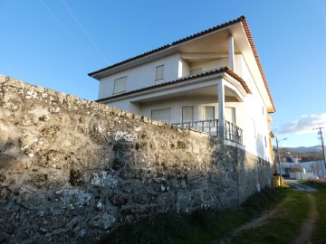 Maison 3 Chambres à Gouveia (São Pedro e São Julião)