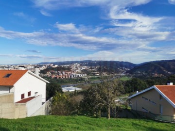 Terreno em Santa Clara e Castelo Viegas