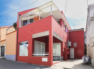 Building in Portunhos e Outil