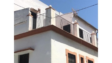 House 5 Bedrooms in Sevilla Centro