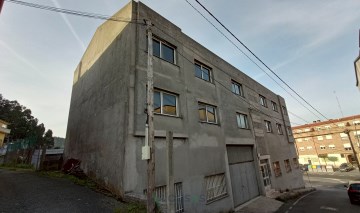 Edificio en Oseiro