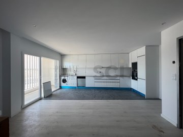 Apartamento T2 Novo em Construção em Santa Marta d