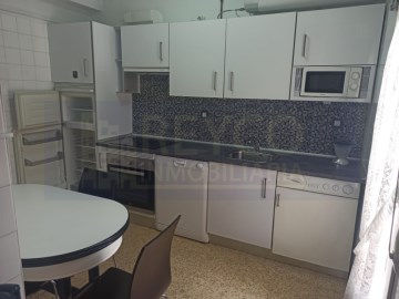 Apartment 3 Bedrooms in Cenicero