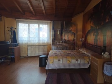 House 3 Bedrooms in Cenicero