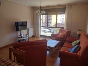 Apartment 3 Bedrooms in Nájera