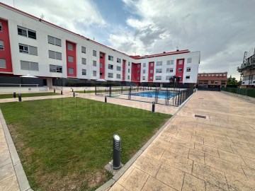 Apartamento 4 Quartos em Lardero