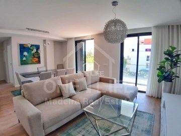 Apartment 2 Bedrooms in Santo António