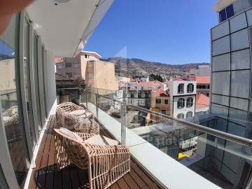 Apartamento 3 Quartos em Funchal (Sé)