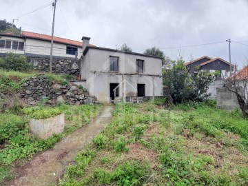 Moradia 2 Quartos em Arco da Calheta